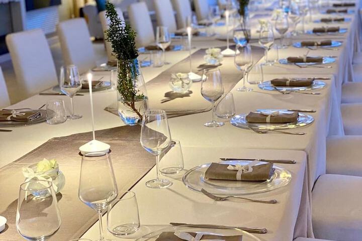 Dining 80 of 116