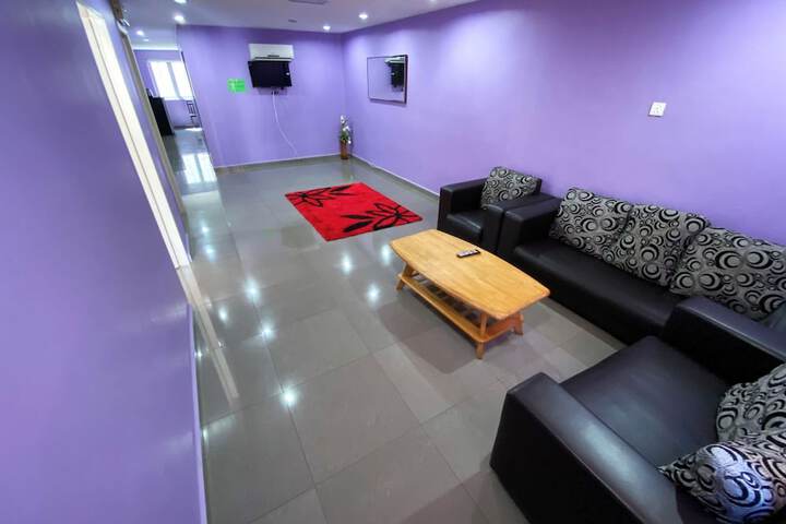 Room 10 of 31