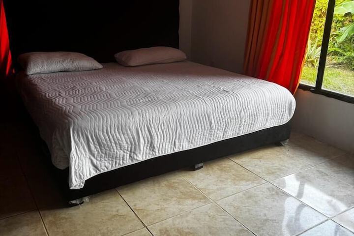 Room 2 of 16
