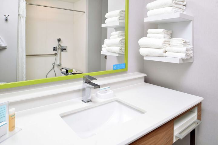 Bathroom shower