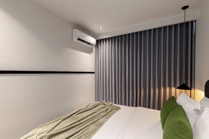 Room 36 of 199