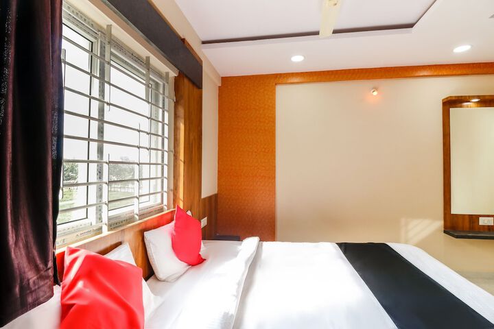 Room 12 of 22
