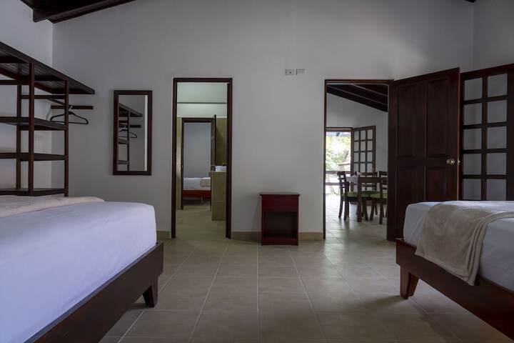 Room 14 of 115