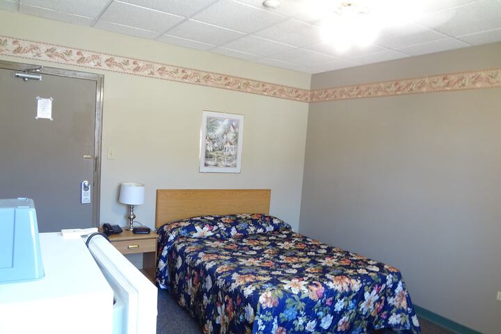 Room 11 of 63