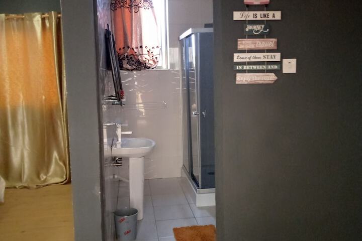 Room 14 of 21