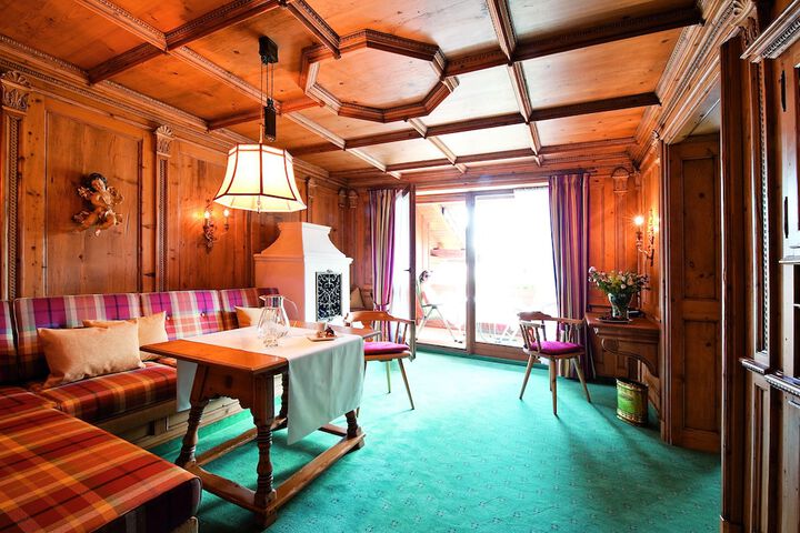 Room 4 of 54