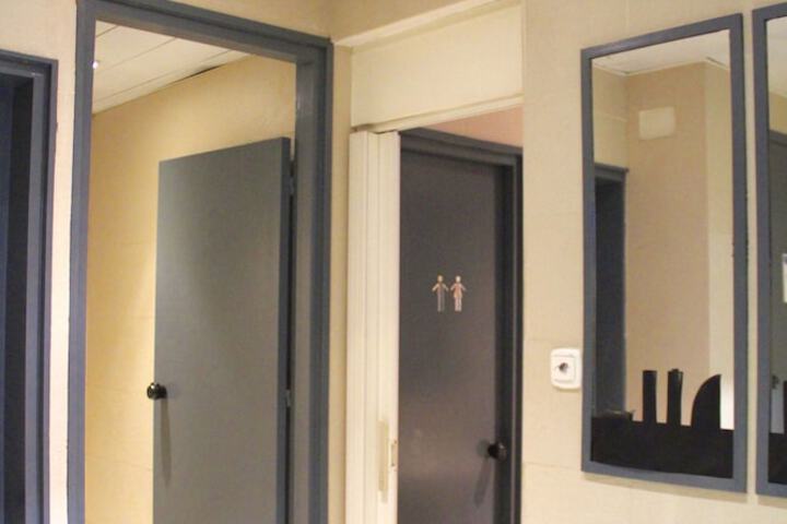 Room 17 of 51