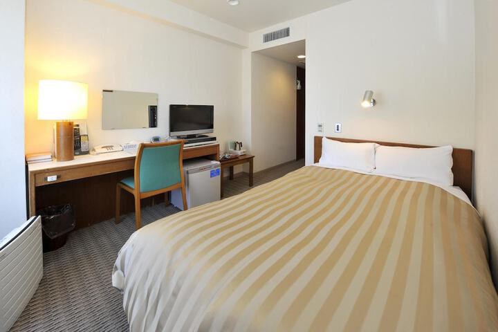 Room 17 of 45