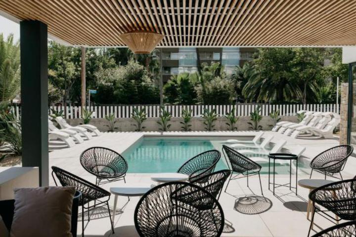 Instants Boutique Hotel