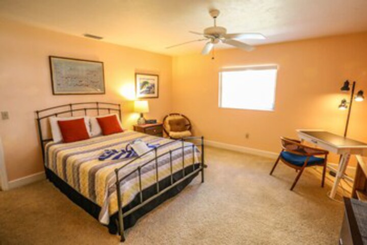 Room 20 of 23