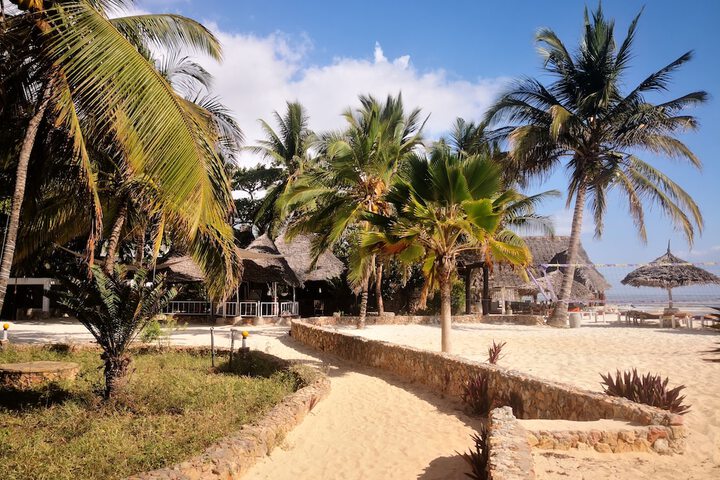 Mambo Ocean Resort