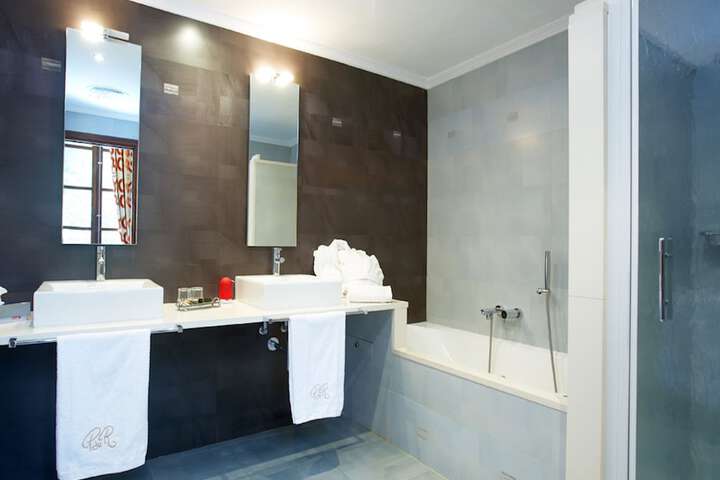 Clean Restrooms