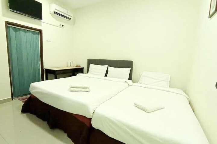 Room 16 of 45