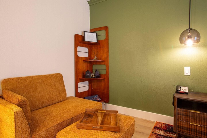 Room 45 of 126