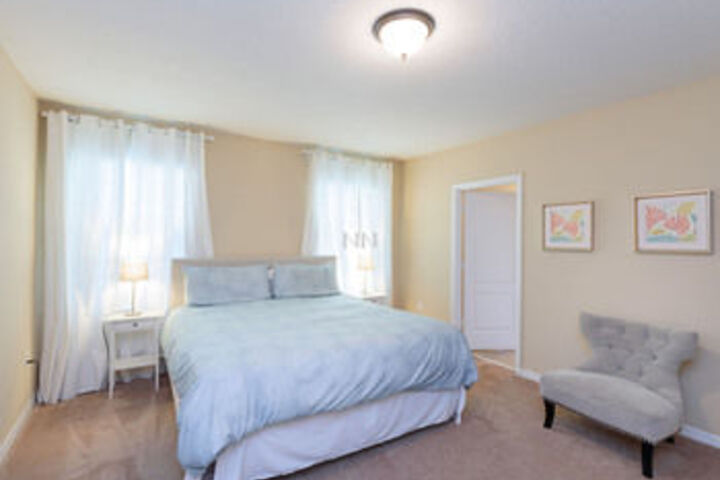 Room 204 of 687