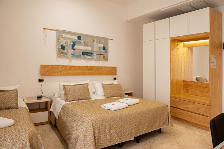 Room 12 of 45