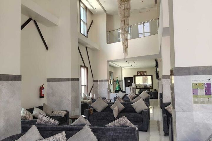 Hotel Interior 10 of 33