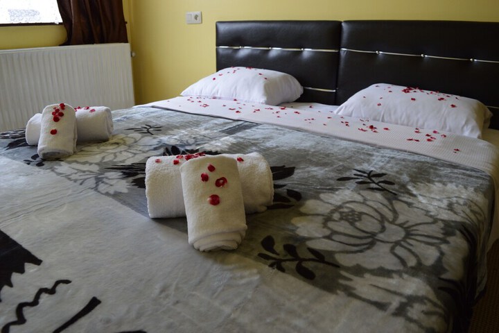 Room 14 of 34
