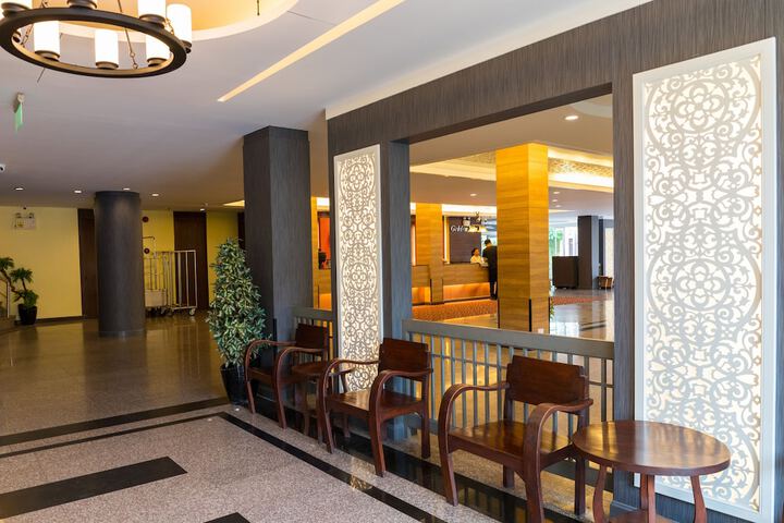Guest Lobby