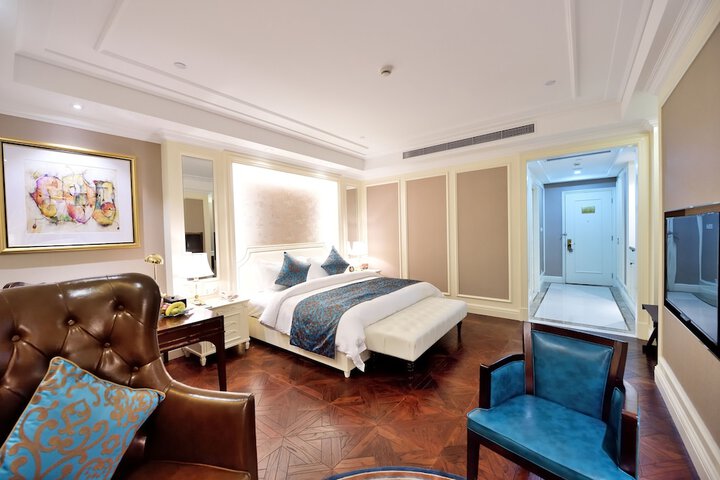 Room 21 of 114