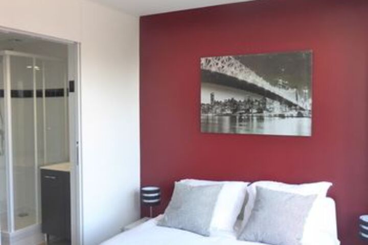 Room 19 of 39