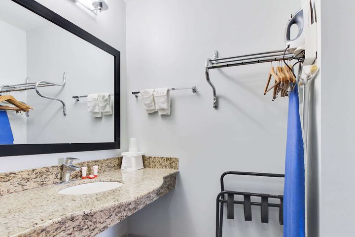 Bathroom sink