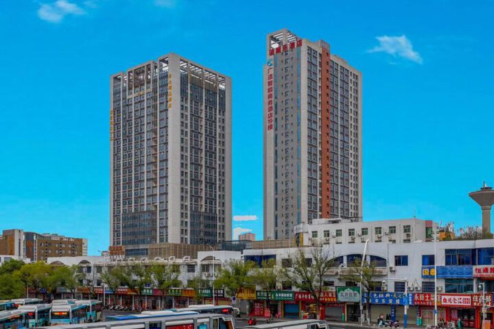 Guangjie Intelligent Business Hotel (Jian Railway Station Jinggangshan University)