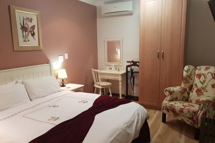 Room 3 of 19