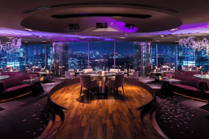 Dining 78 of 103