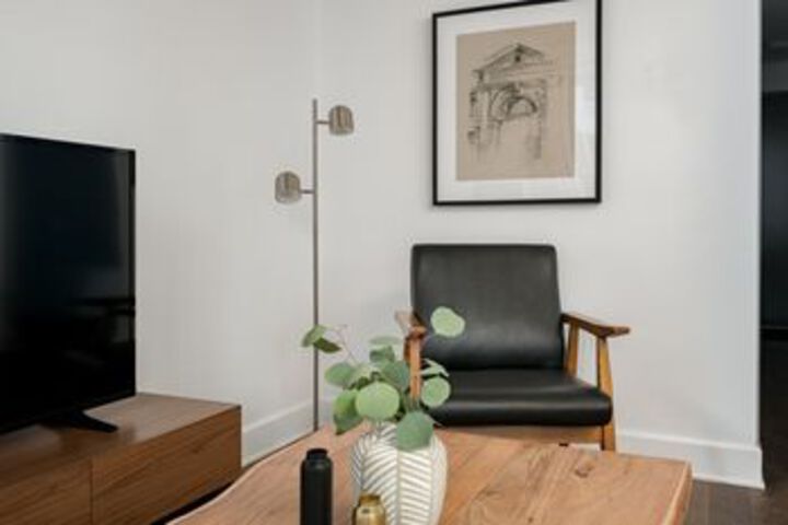 Room 17 of 21