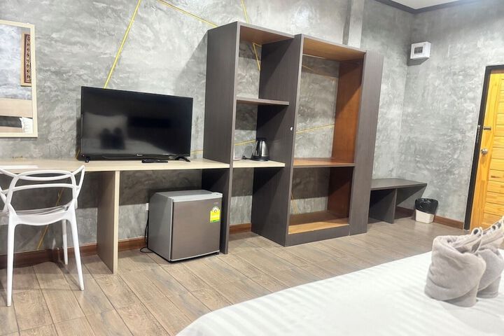 Room 44 of 71