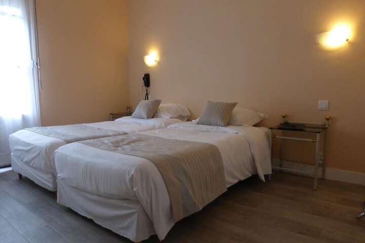 Room 15 of 43