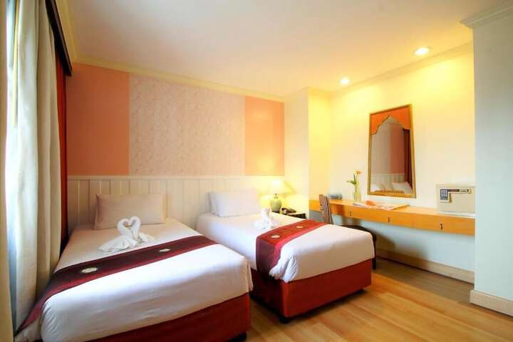 Room 16 of 31