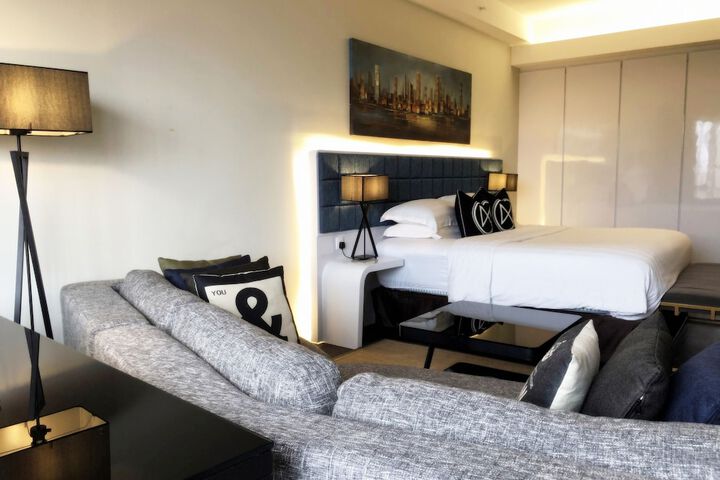 Room 18 of 44