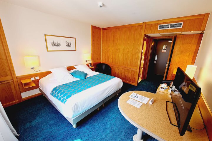 Room 40 of 139