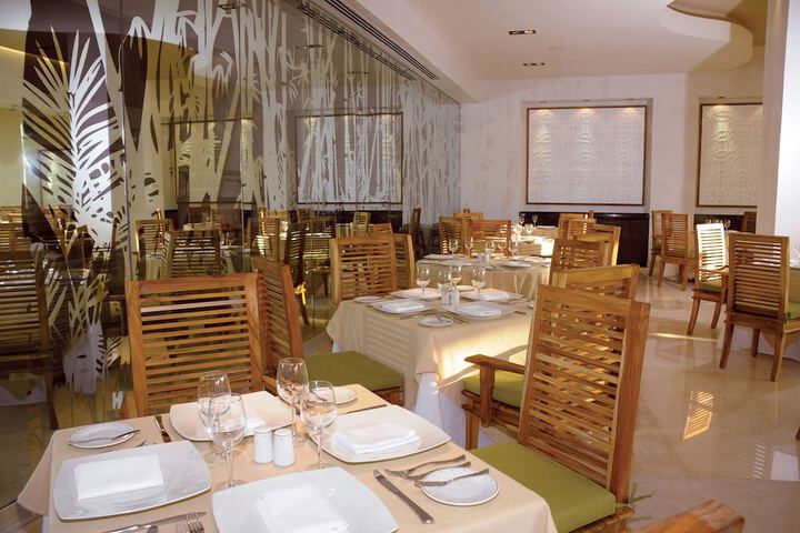 Dining 196 of 251