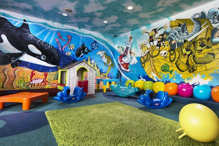 Children's play area - indoor
