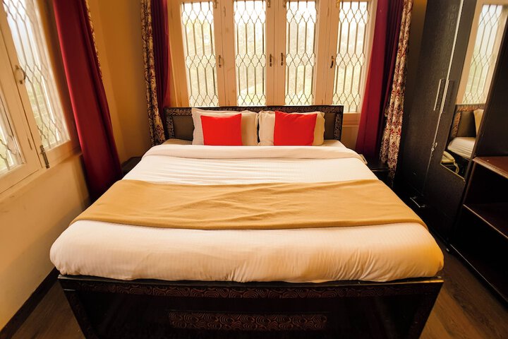 Room 10 of 81