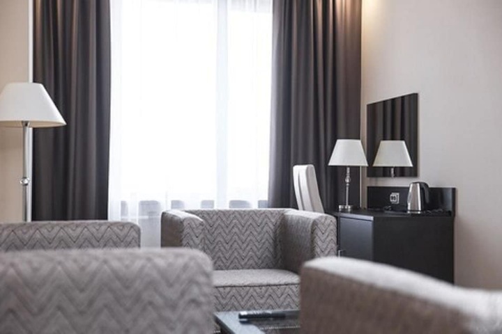 Room 20 of 49