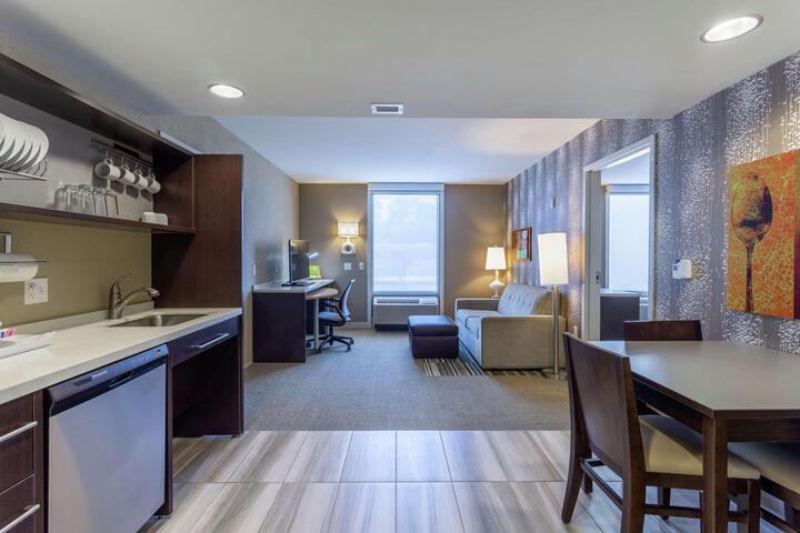 1 King Bed Studio Suite (1 of 17)