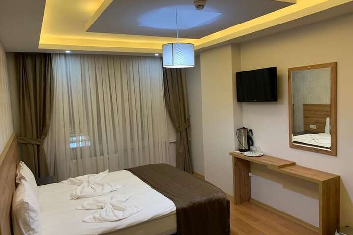 Room 12 of 54