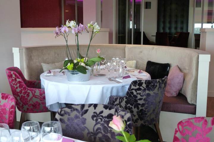 Dining 46 of 67
