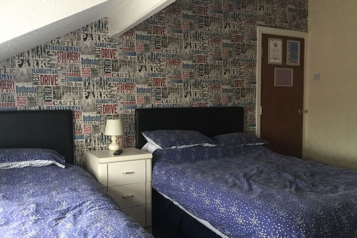 Room 13 of 87