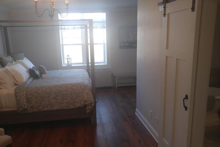 Room 17 of 49