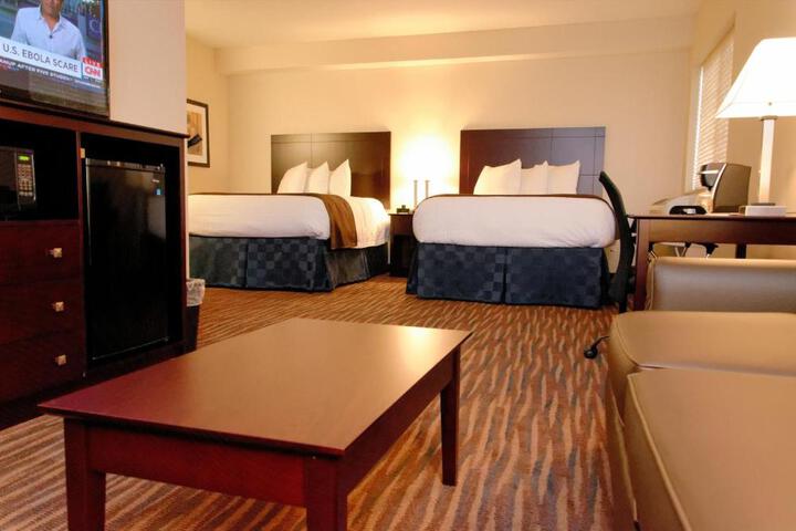 2 Queen Guest Room (5 of 11)