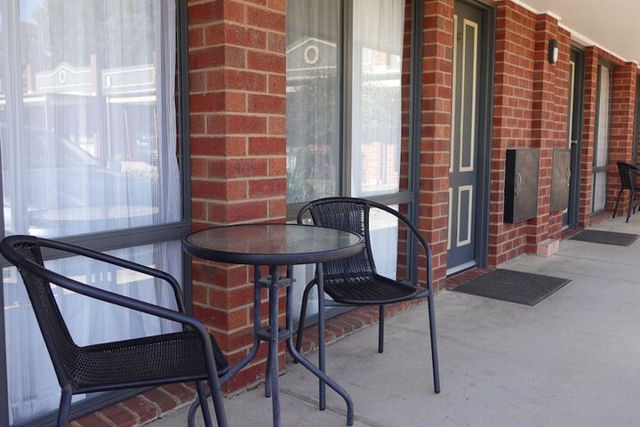 Property Grounds 29 of 32
