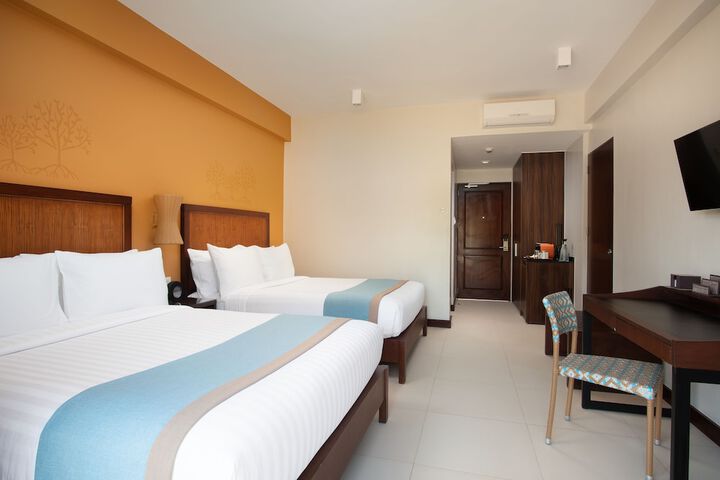 Room 7 of 43