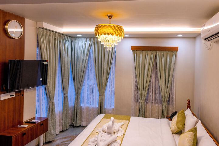 Room 4 of 52