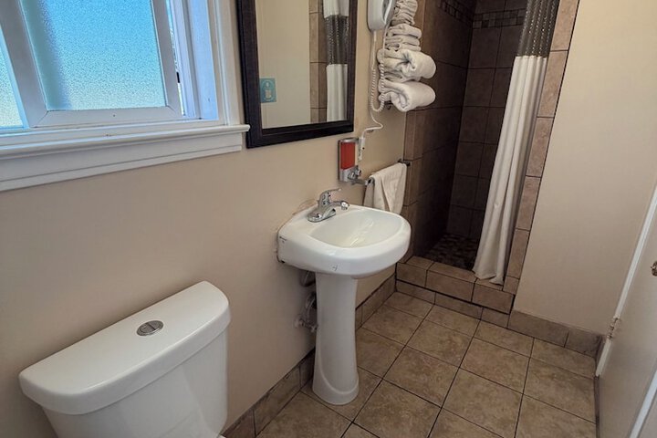 Room 45 of 62