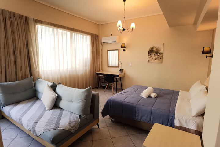 Room 16 of 49